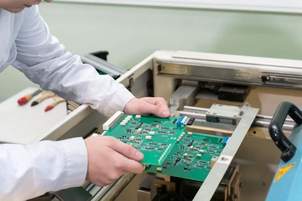 What are the Benefits of Turnkey PCB Assembly